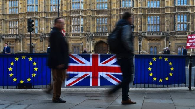 News Photo 1 - U.K. - Finance - 28120197brexit