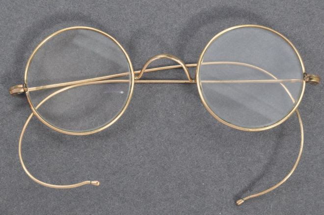 News Photo 1 - U.K. - Otta Nottathil - 9820207glasses