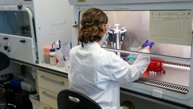 News Photo 1 - U.K. - Otta Nottathil - 9920207vaccine