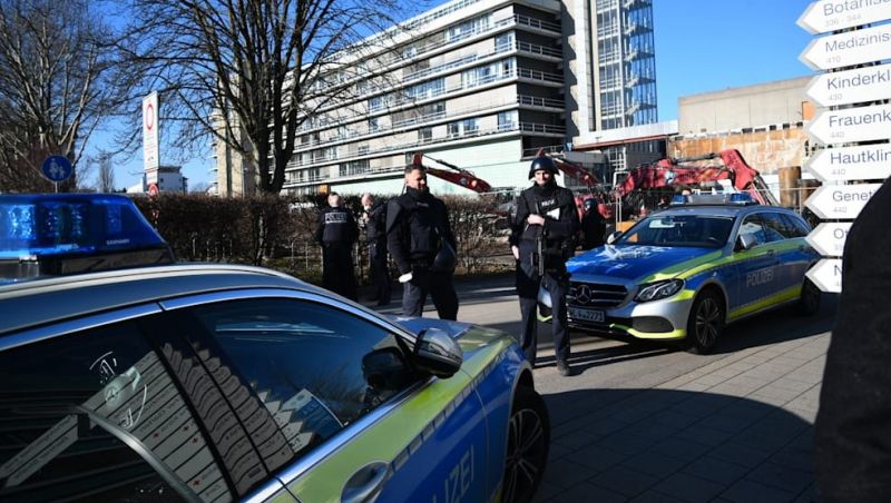 News Photo 1 - Germany - Otta Nottathil - feiffile_attack_heidelberg_university