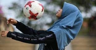 News Photo 1 - Europe - Sports - 14220222hijab